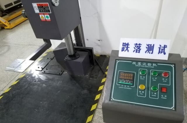包装件自由跌落试验